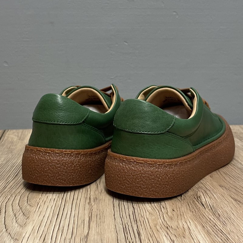 Handmade men's comfortable leather casual shoes with soft soles, casual men's shoes