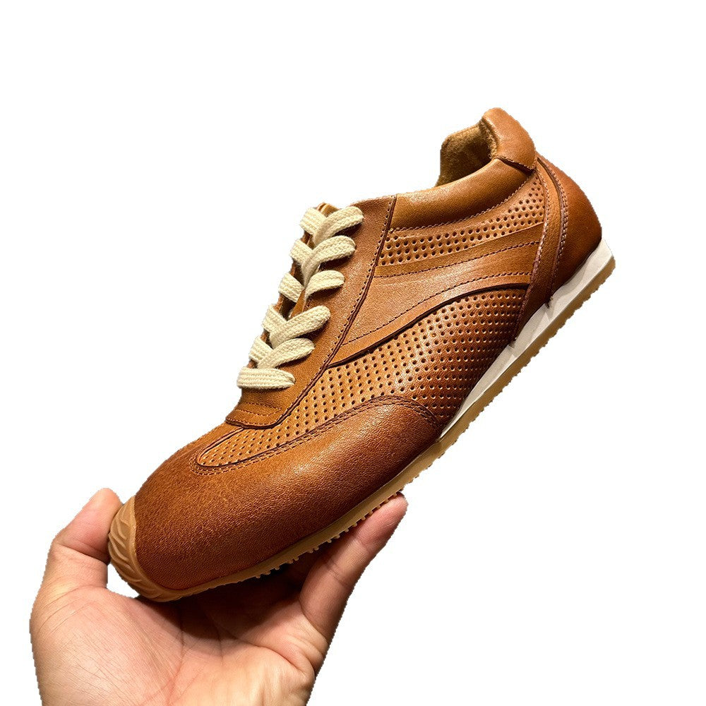 Men's leather sports shoes, featuring a breathable mesh design, with a classic yet fashionable style