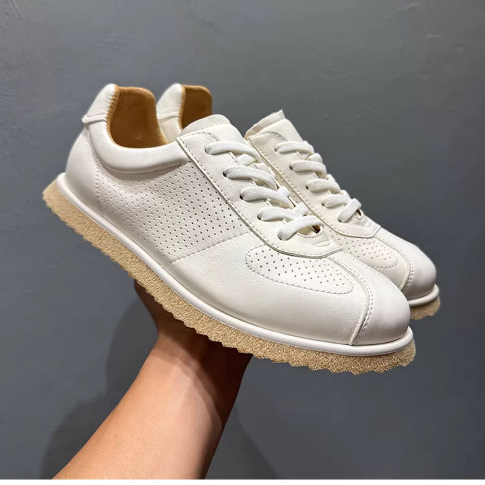 Leather hollowed-out breathable casual sneakers, retro-style perforated soft leather sports shoes