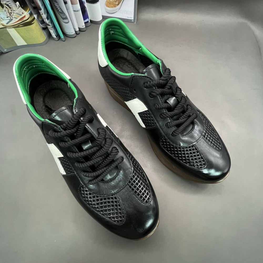 My men's sandblasted leather sports shoes, fashionable shoe styles, breathable mesh casual shoes