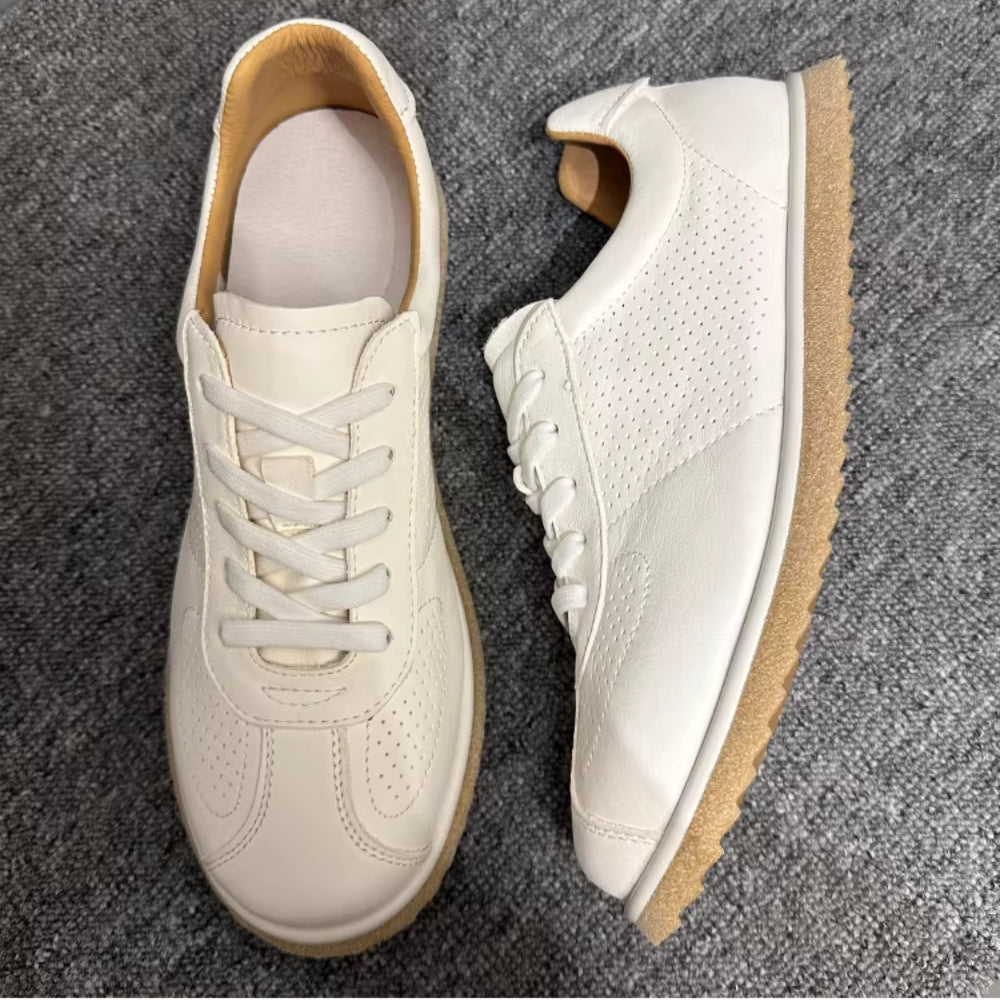 Leather hollowed-out breathable casual sneakers, retro-style perforated soft leather sports shoes
