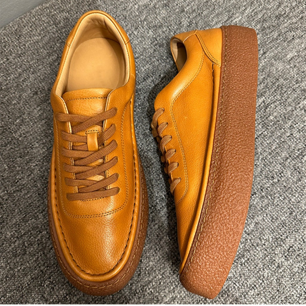 Handmade men's comfortable leather casual shoes with soft soles, casual men's shoes