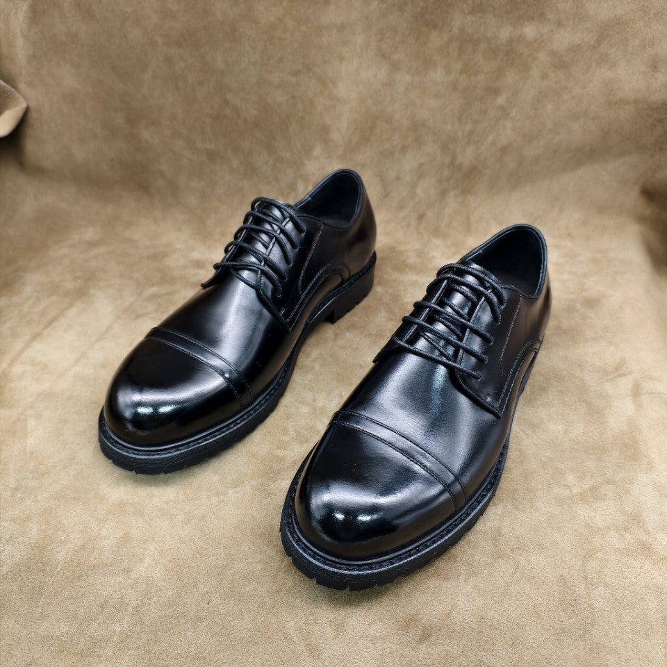 My men's business formal leather shoes, with a retro casual style, men's shoe model, lightweight