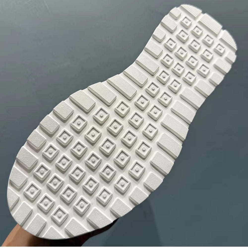 Leather board shoes - New trendy casual shoes, pure leather thick-soled sports shoes, men's work boots