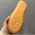 Leather hollowed-out breathable sneakers, casual shoes made of lightweight and soft cowhide.