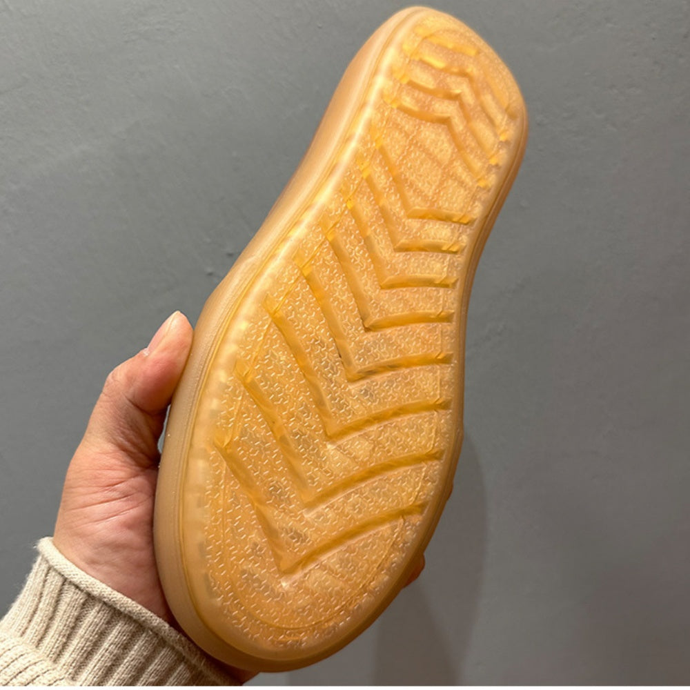 Leather hollowed-out breathable sneakers, casual shoes made of lightweight and soft cowhide.