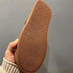 Retro casual shoes with thick soles; high-quality leather shoes specially designed for men.