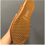 Men's leather sports shoes, featuring a breathable mesh design, with a classic yet fashionable style