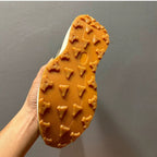 Men's genuine leather thick-soled retro "Forrest Gump" series shoes, with an athletic shoe design.