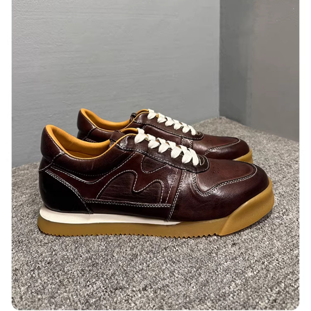 Comfortable and soft interior men's training shoes. Leather sole sports casual shoes.