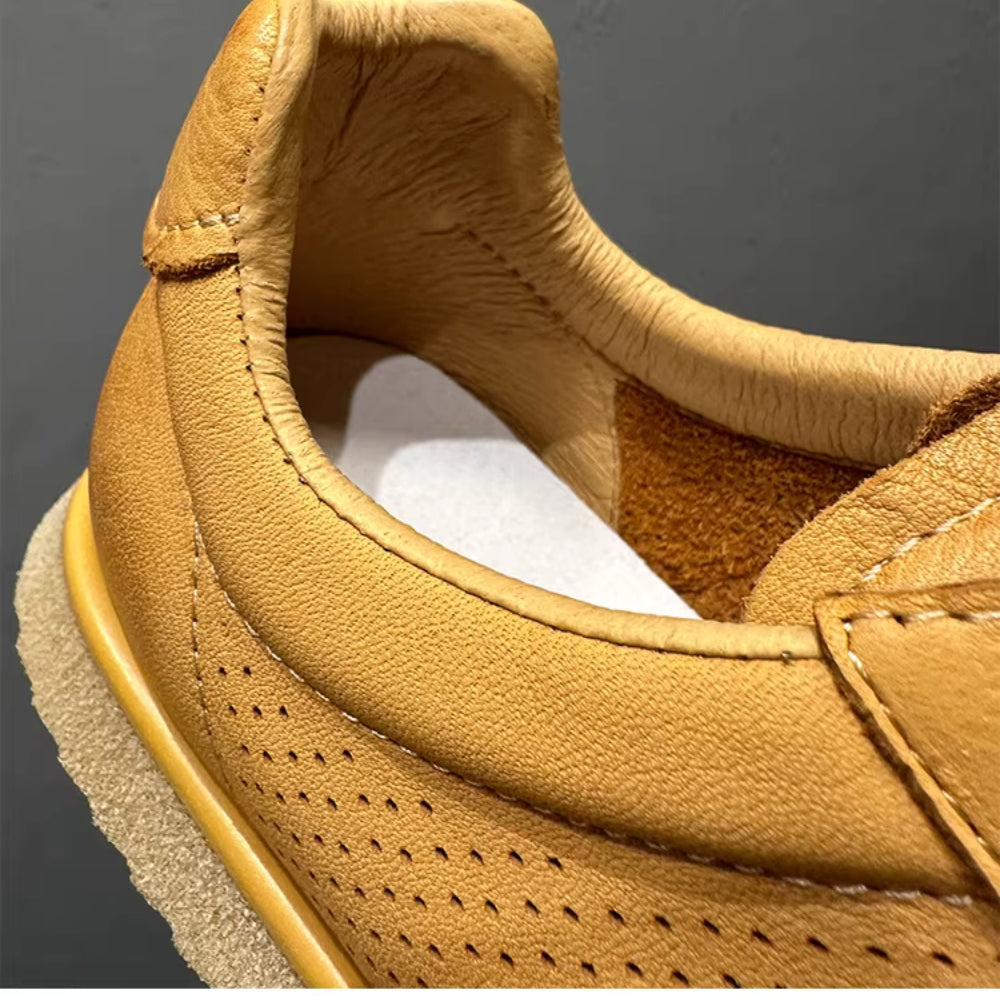 Leather hollowed-out breathable casual sneakers, retro-style perforated soft leather sports shoes