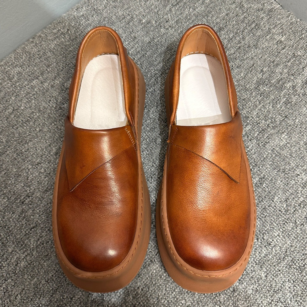 Retro casual shoes with thick soles; high-quality leather shoes specially designed for men.