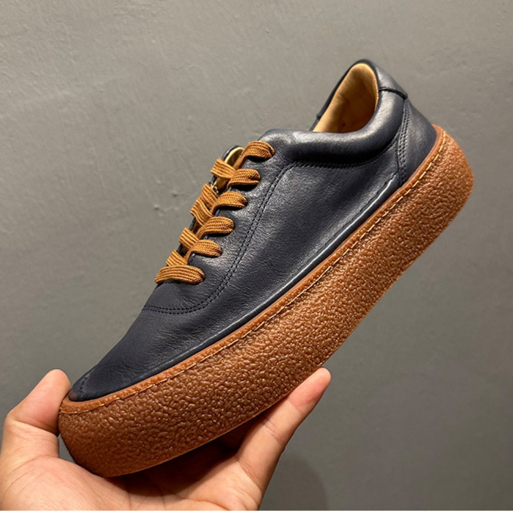 Handmade men's comfortable leather casual shoes with soft soles, casual men's shoes