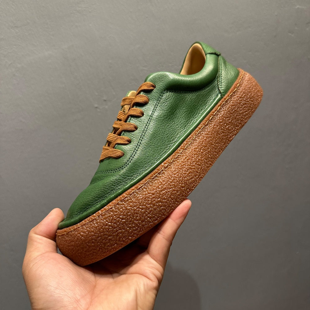 Handmade men's comfortable leather casual shoes with soft soles, casual men's shoes