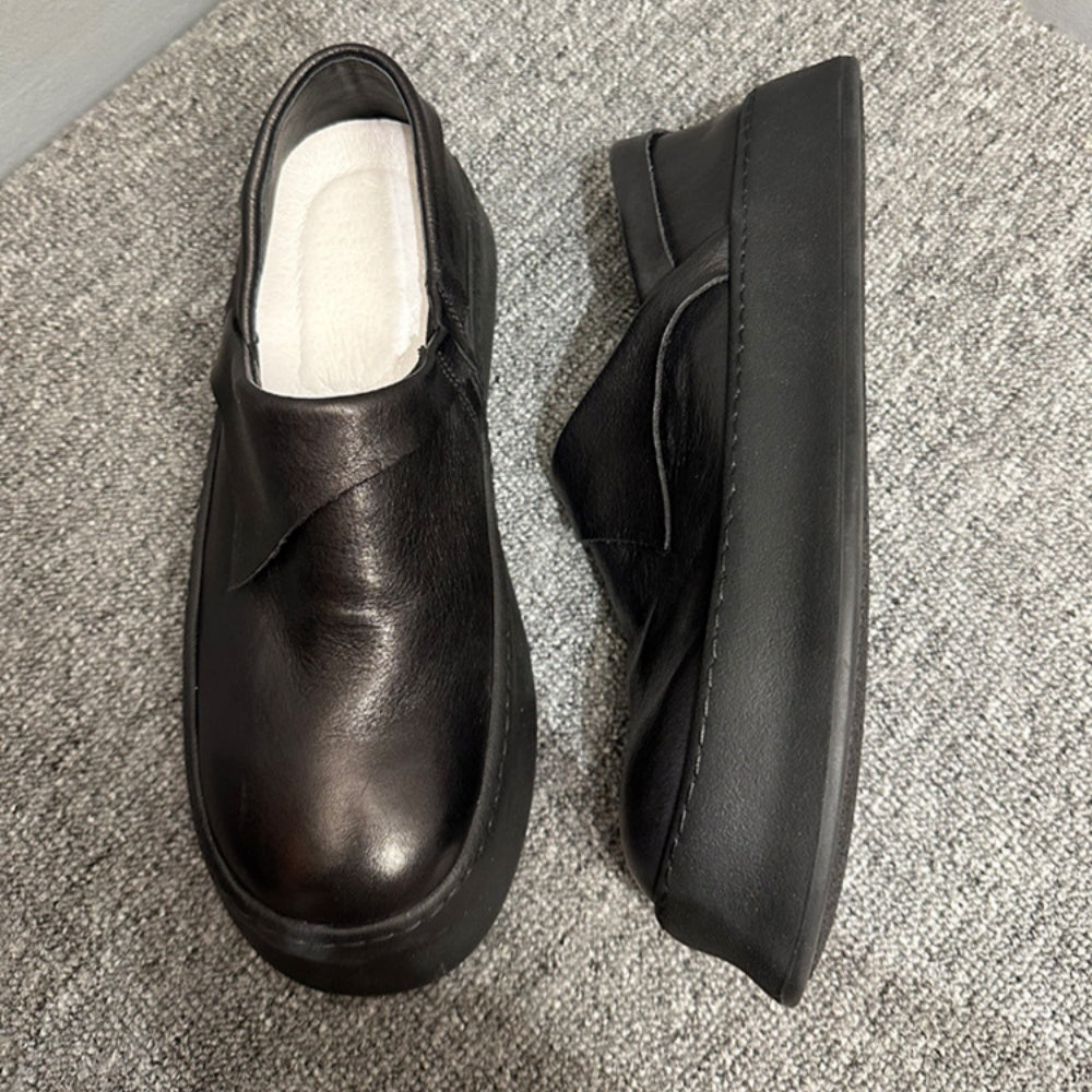 Retro casual shoes with thick soles; high-quality leather shoes specially designed for men.