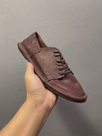 Men's handcrafted casual leather shoes - Soft leather, adjustable laces to ensure breathability