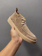 Men's high-top leather sports shoes, soft cowhide material casual shoes, comfortable and breathable upper.