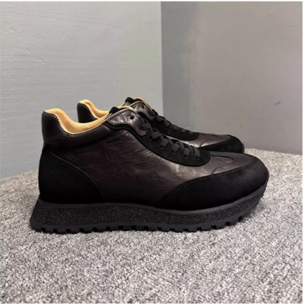 High-top sports shoes with a platform design, featuring a casual, fashionable and retro style.