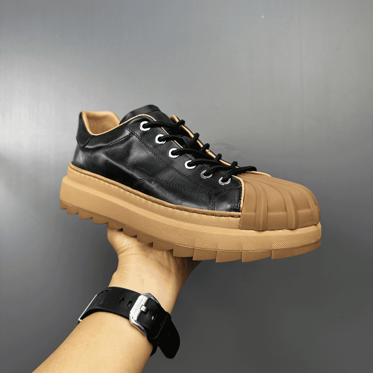 GG Men's High-end Retro Casual Shoes - Low-top design, handcrafted leather shoes with various styles